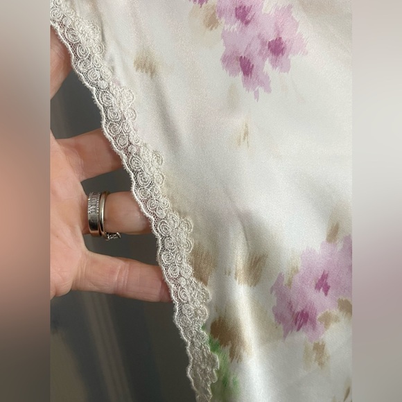 Oscar de la Renta women’s floral silky nightgown Large - Picture 5 of 6